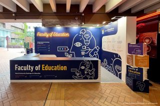 led-illuminated-signage-exhibition-stand